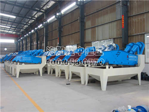 細(xì)沙回收機(jī)車間